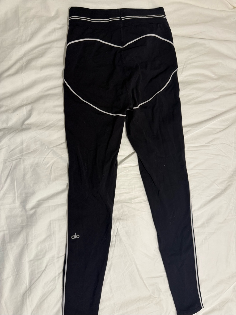 Alo Yoga - Airbrush High Waist Heart Throb Legging (bra posted seperately) - Picture 4 of 7